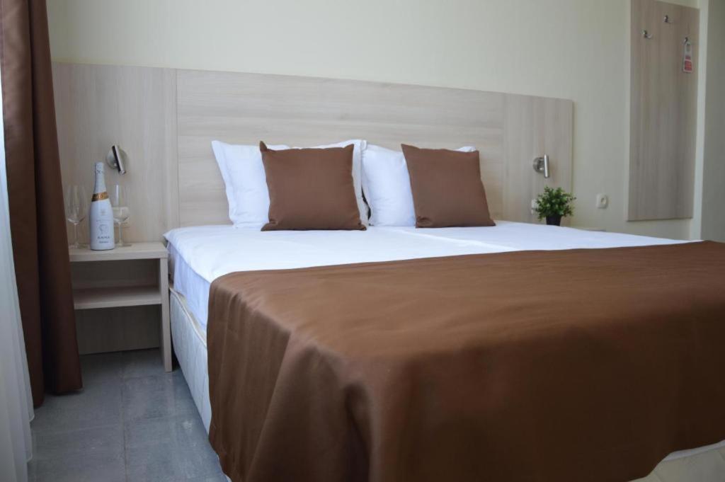 Sps Hotel Plovdiv Bagian luar foto