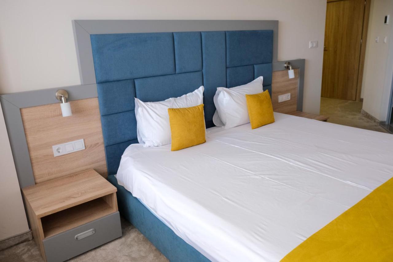 Sps Hotel Plovdiv Bagian luar foto