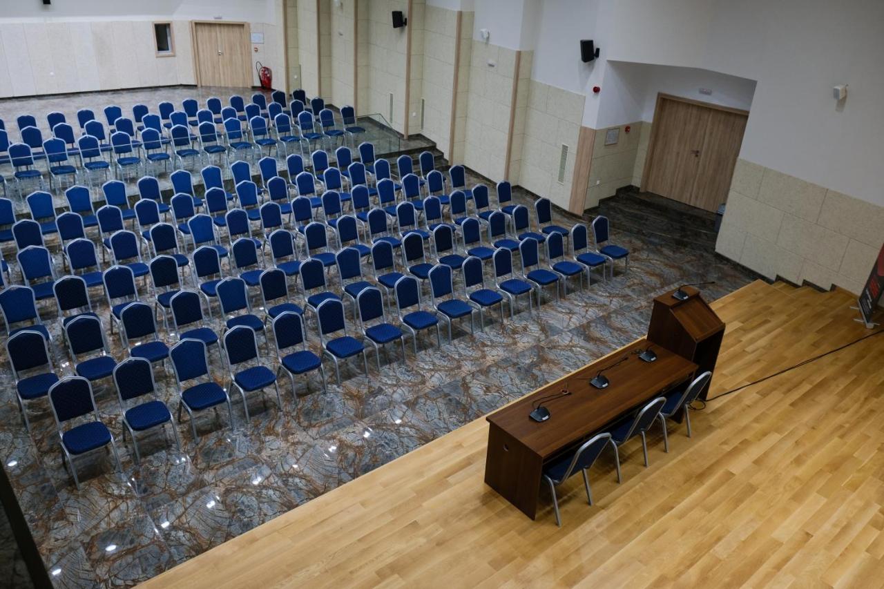 Sps Hotel Plovdiv Bagian luar foto