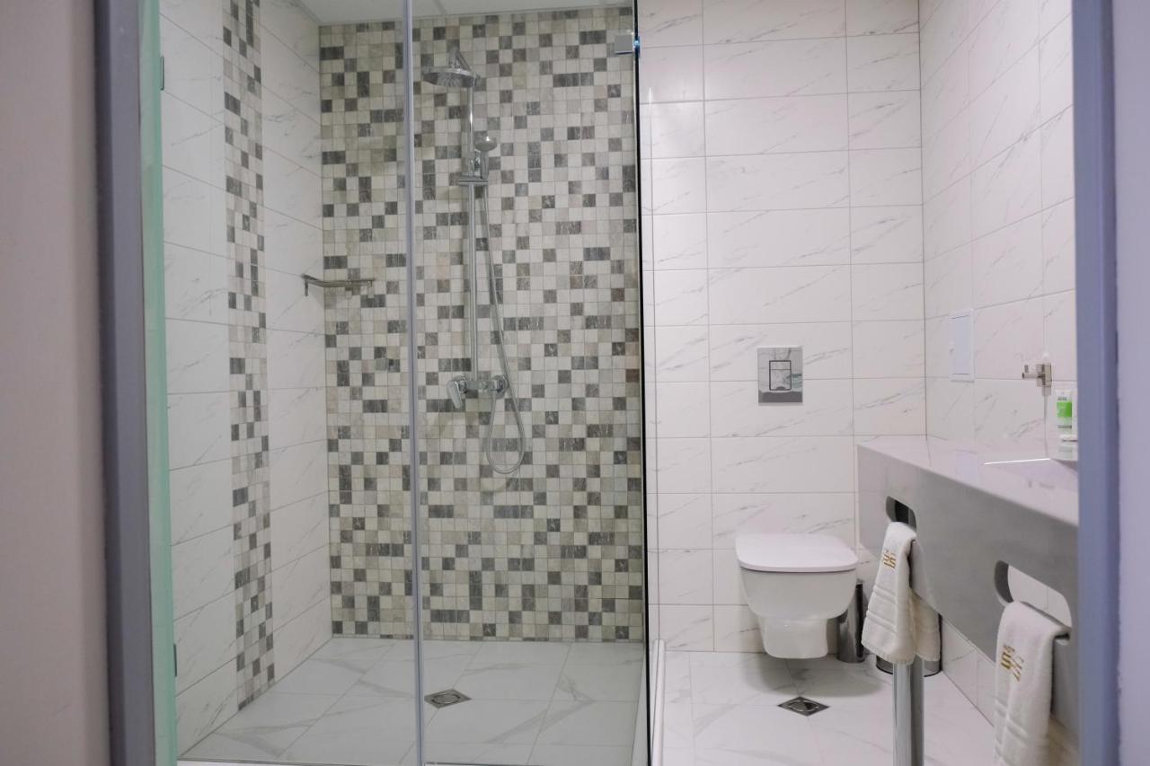 Sps Hotel Plovdiv Bagian luar foto